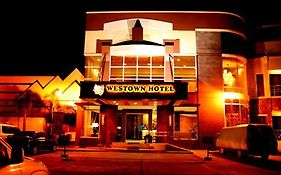 Mo2 Westown Hotel - Mandalagan